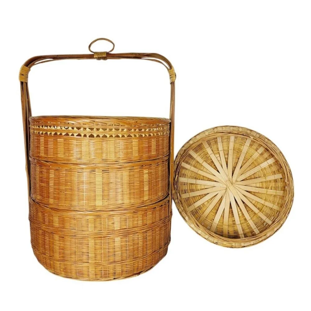 Vintage 14 tiered quality